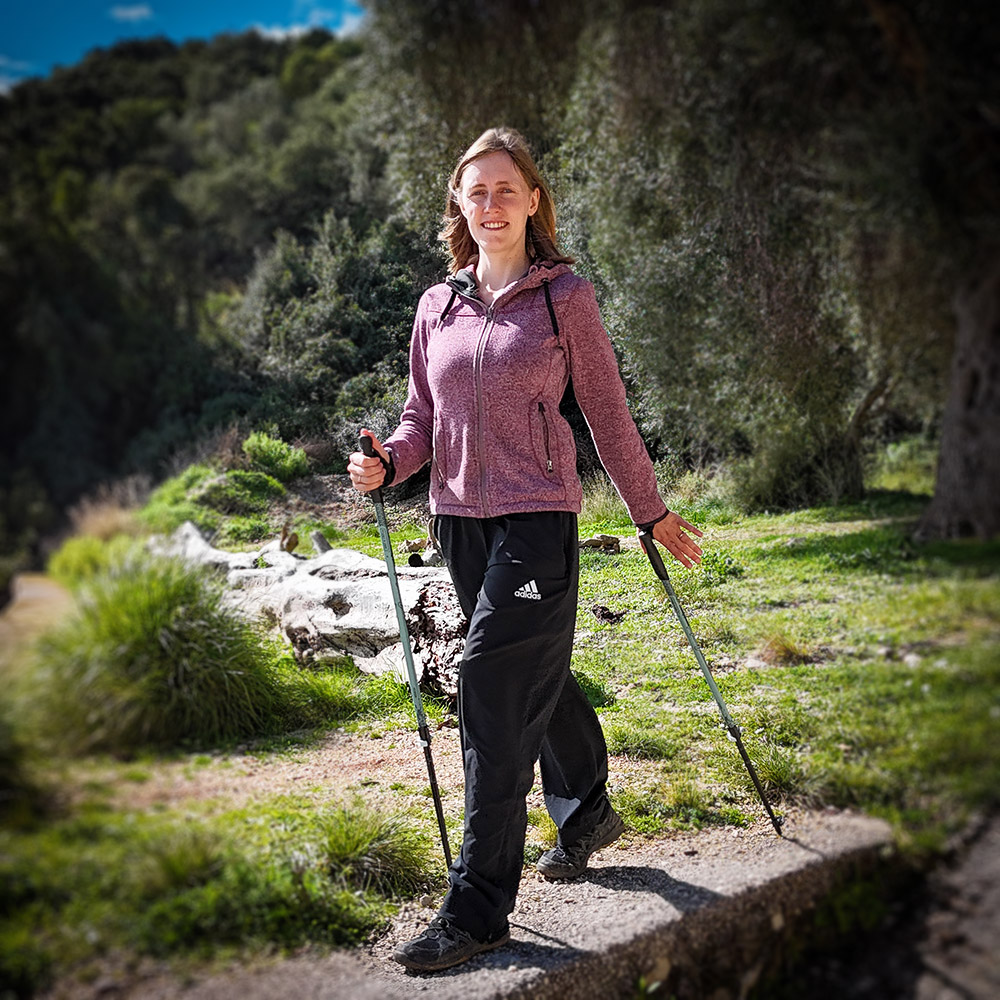 Nordic Walking im Wald